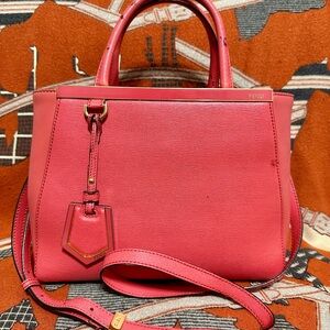 FENDI ❤️🌟 VITELLO ELITE FLAMINGO PETIT 2JOURS TOTE IN SALMON COLOR⭐️